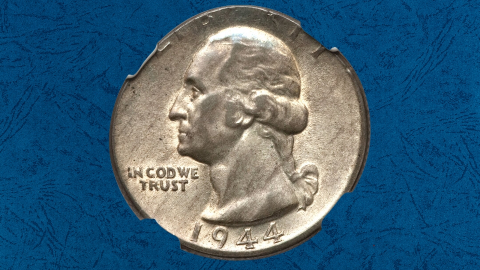 1944 quarter wrong planchet error coin next to a normal 1944 quarter showing size and composition difference